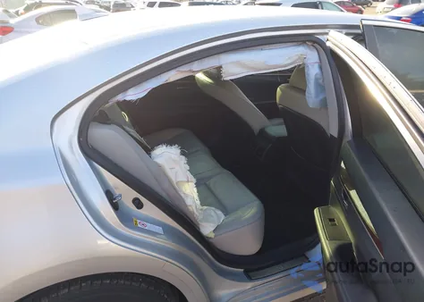 2014 Lexus Es 350 z USA, uszkodzony, nr VIN JTHBK1GG0E2102128